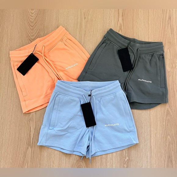 Alphalete Pants - 3X ALPHALETE Essential Core Athletic Pocket 3" Shorts Women’s Size XS
